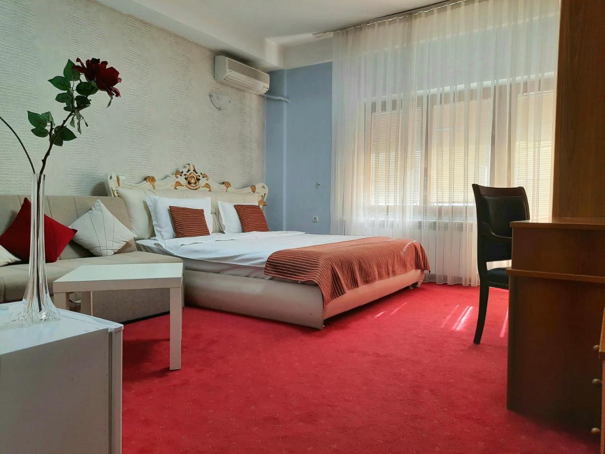 Hotel Aristocrat & Fish Restaurant Skopje Exteriér fotografie
