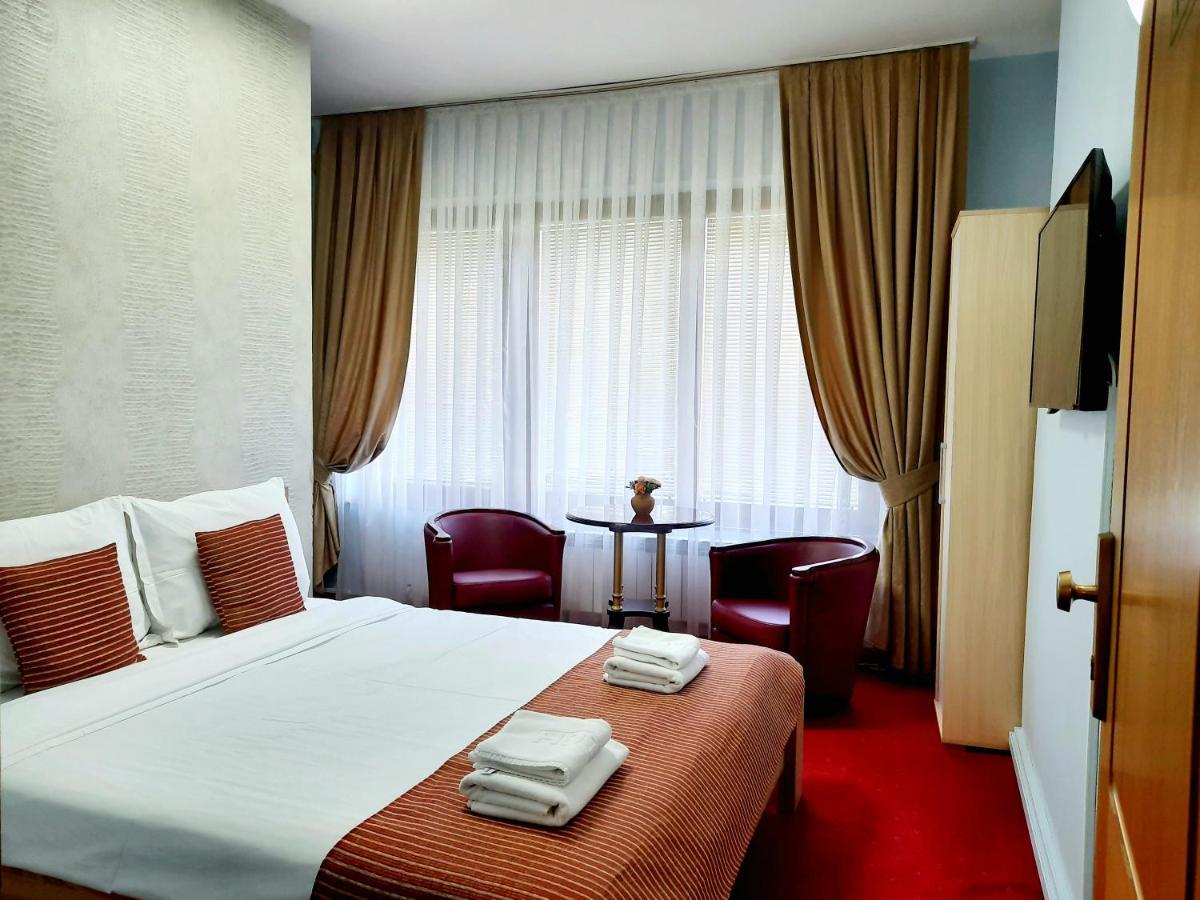 Hotel Aristocrat & Fish Restaurant Skopje Exteriér fotografie